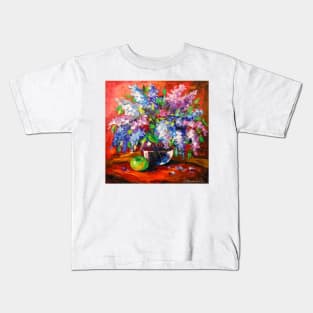 Bouquet of spring lilac Kids T-Shirt